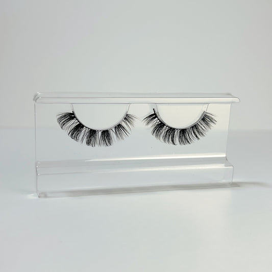 Zakeeya l Russian Lashes